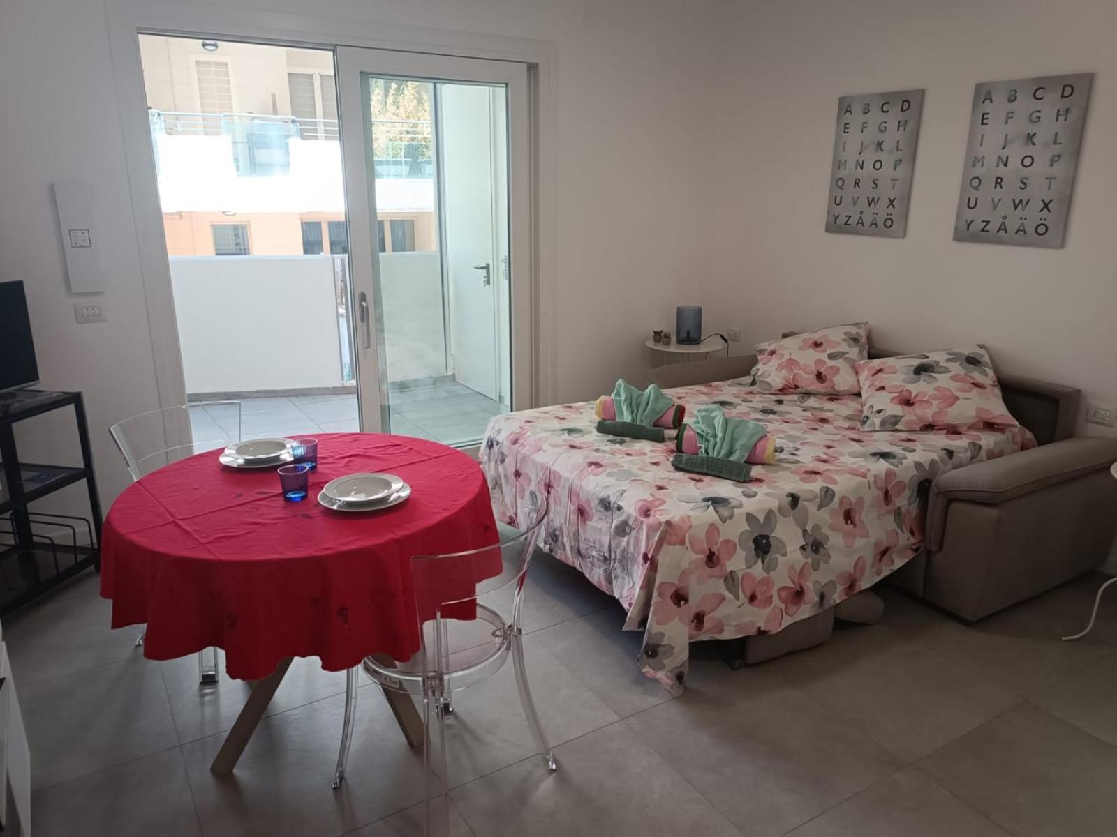 Pm 75 Via Pablo Neruda Guest House Rome Luaran gambar